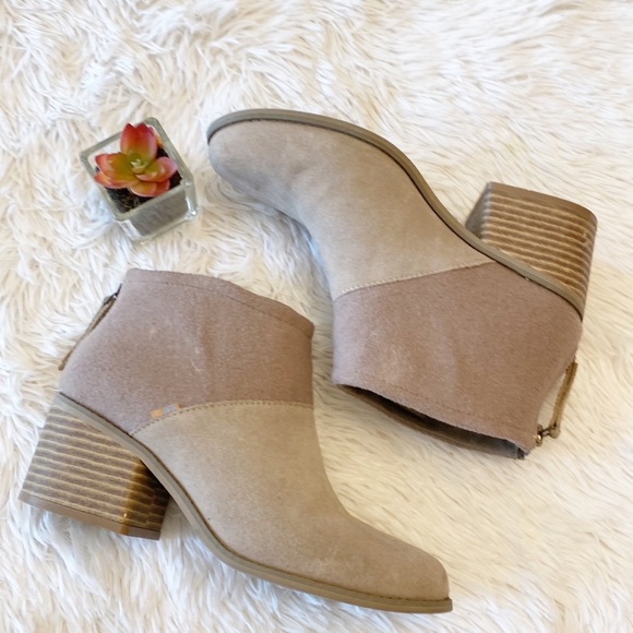 TOMS Lacy Taupe Suede Leather Heel Ankle Bootie Women’s 7 - Picture 6 of 9